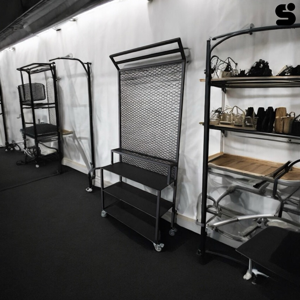 工業風展場層列架｜穩定耐用｜多層陳列｜商用展示架空間展演層列架｜多層視覺陳列｜極簡線條｜展場展示架