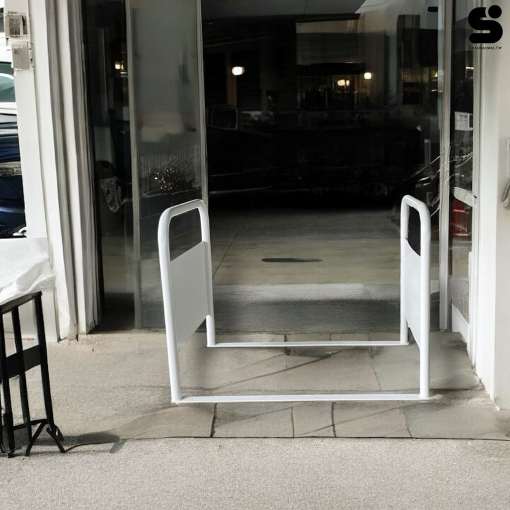 一體成形的好處 久了螺絲不會鬆脫  採用CO2熔接 電弧與焊道熔池周圍罩以二氧化碳保護氣體的焊接方法
具有明弧抗裂性好，
這組面總寬115深度60高度70公分 輪椅可以過
小座的面寬80深度60高度70公分 輪椅無法過