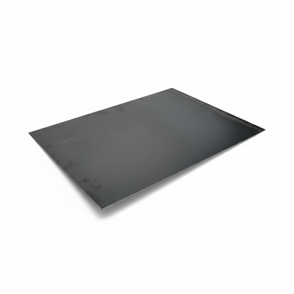 本商品為 黑鐵板（非不銹鋼），屬於未防鏽之原料鐵材，保留金屬原始狀態，適合加工、焊接、DIY 使用。



厚度：2mm



尺寸：50.7 × 30 公分



材質：黑鐵（未上漆、未防鏽）



四角倒角，板材表面均已打磨處理，手感平滑，邊緣安全



⚠️ 重要提醒（非常重要）



黑鐵材質 只要接觸水氣、濕氣或水滴，會立刻開始生鏽，此為正常物理反應，非商品瑕疵。



即使只是短時間碰水，也可能產生鏽斑，無法避免。