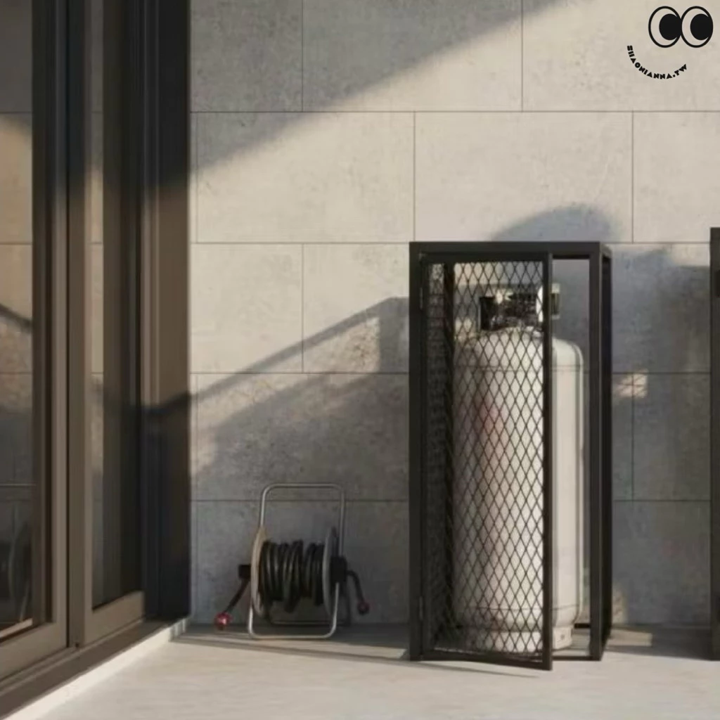 座 45×60 公分，總高度 100 公分，適用大多數家庭或餐飲用瓦斯桶。通風透氣：菱格網設計，確保瓦斯桶周圍良好通風，使用更安心。