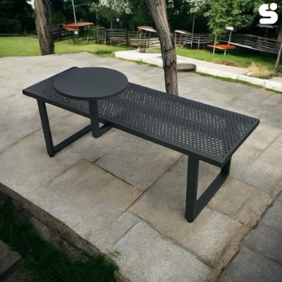 工業風等候椅 洞洞板長凳 公園休息座椅