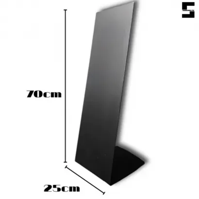 立牌、引導顧客、活動宣傳、吸引顧客目光、傳達資訊、提升品牌形象和增加銷售